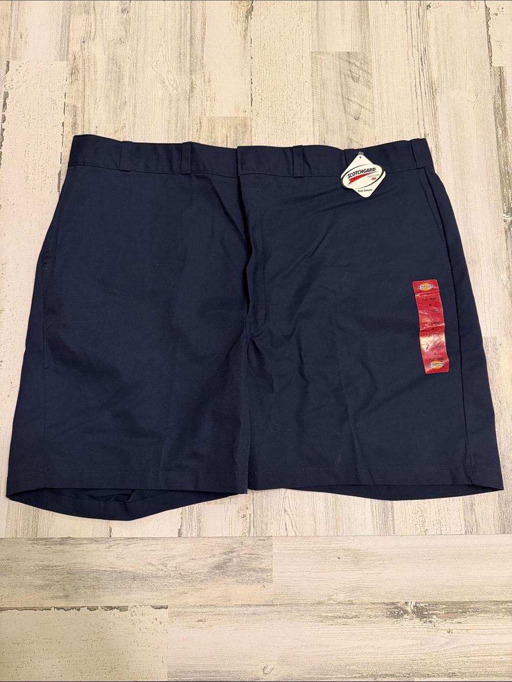 NWT. Dickies Men’s Navy Flat-Front Work Shorts. 48